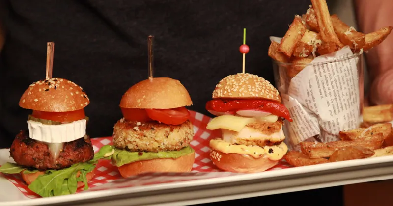 Trio de mini-burgers F1