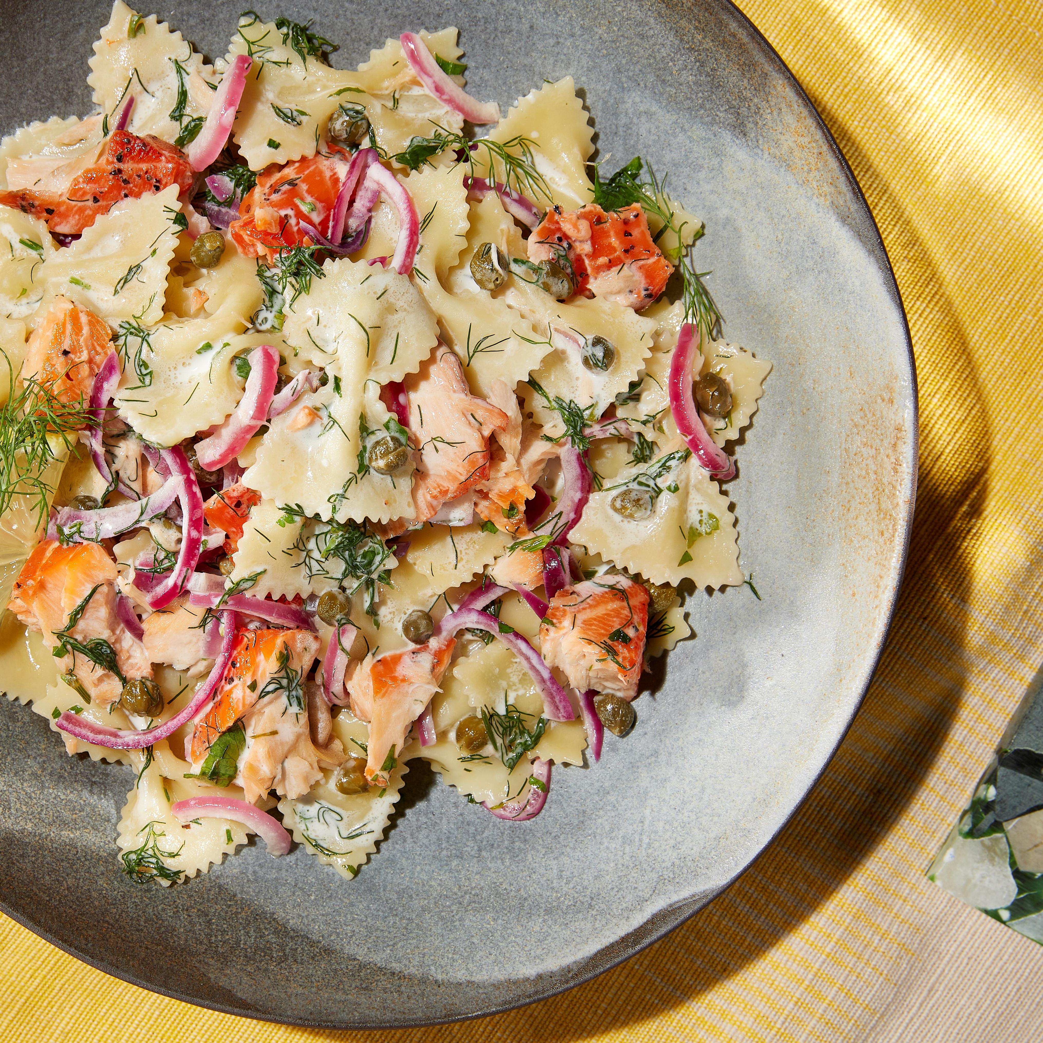 Farfalles au saumon fumé et à l’aneth