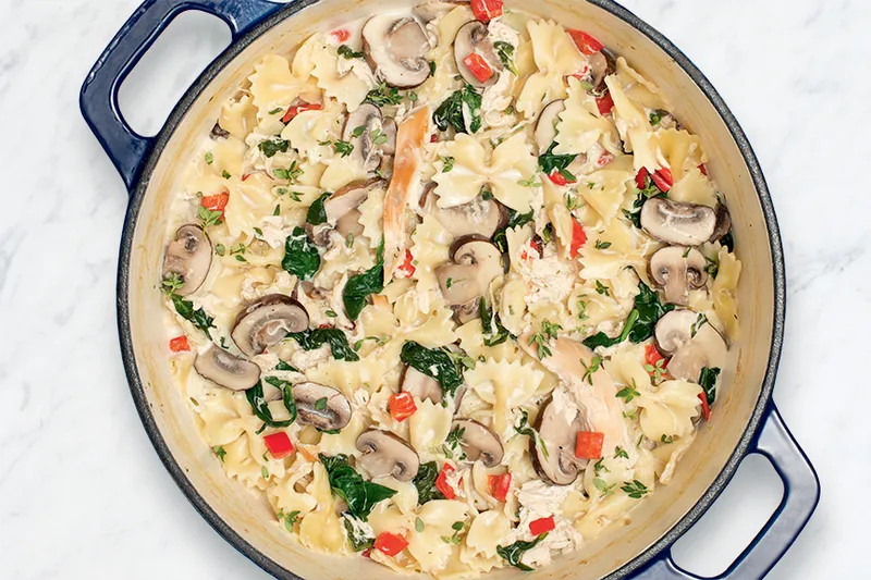 « One-pot pasta » - Farfalles crémeuses au poulet et à la ricotta