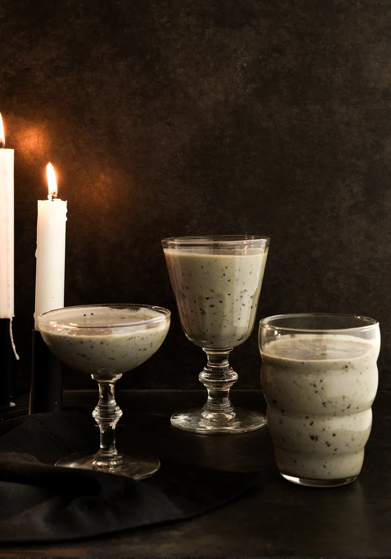 Ciment frais (smoothie gris pour l’Halloween)