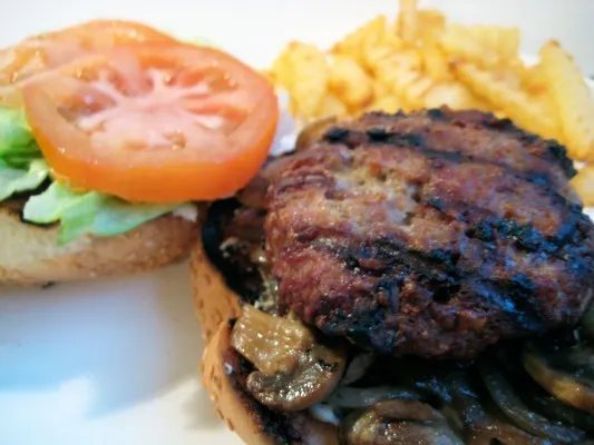Porc burgers à l'oignon et au fromage