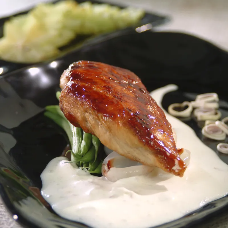 Poulet aux litchis à la citronnelle