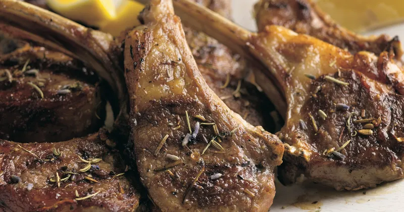 Côtelettes d'agneau aux herbes de Provence