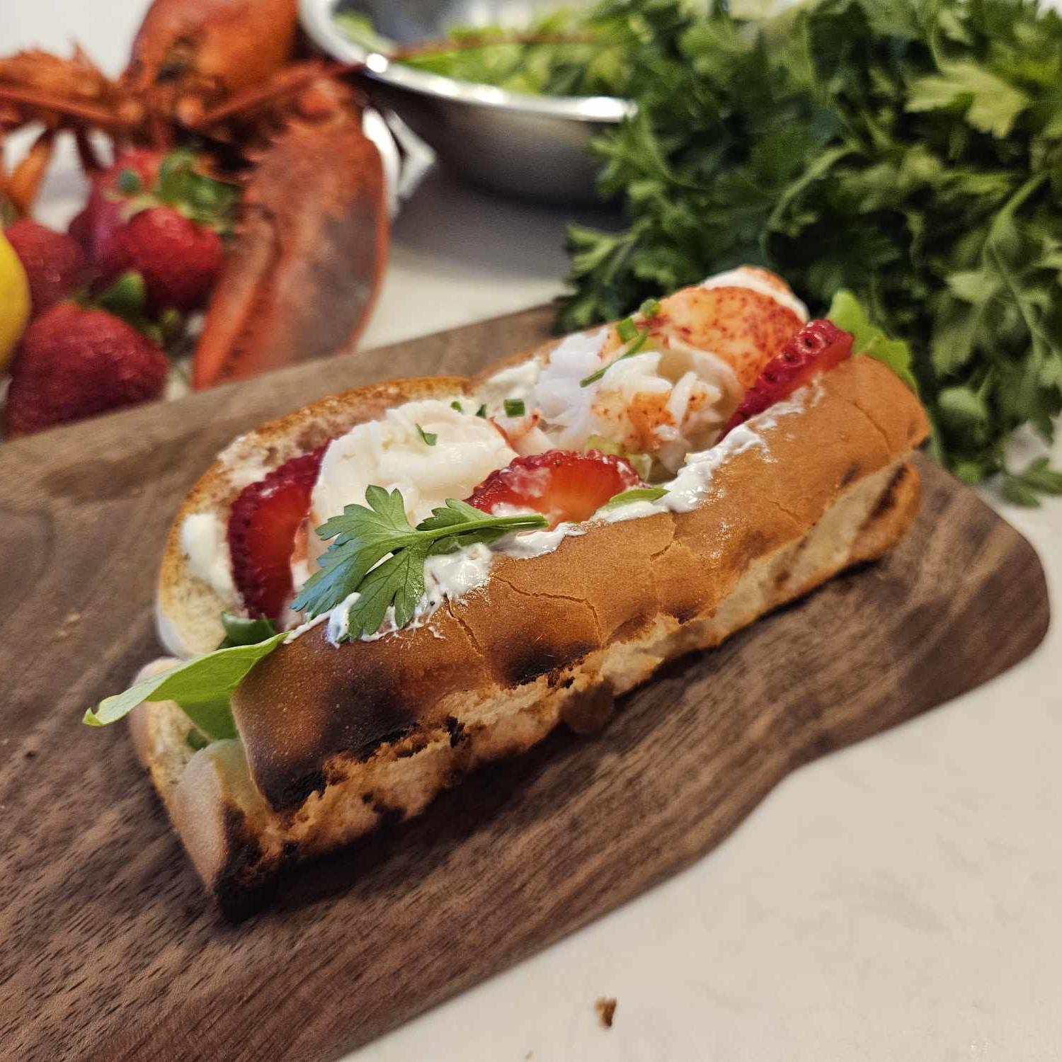 Guédille au homard et sauce au yogourt