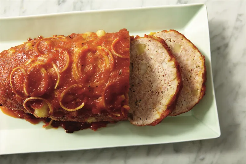 Pain de viande au fromage brick et aux pommes