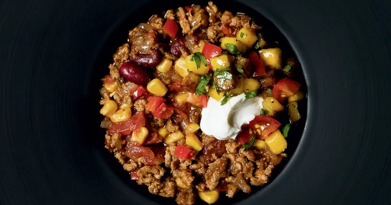 Chili de luxe à l'agneau et à la salsa de mangue