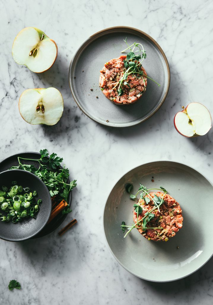 Tartare de bœuf épicé à la pomme