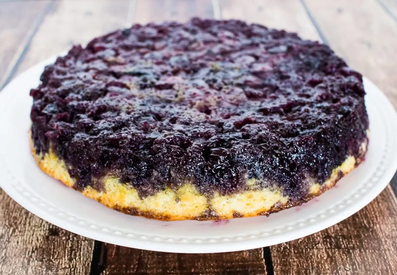 Gâteau renversé aux bleuets