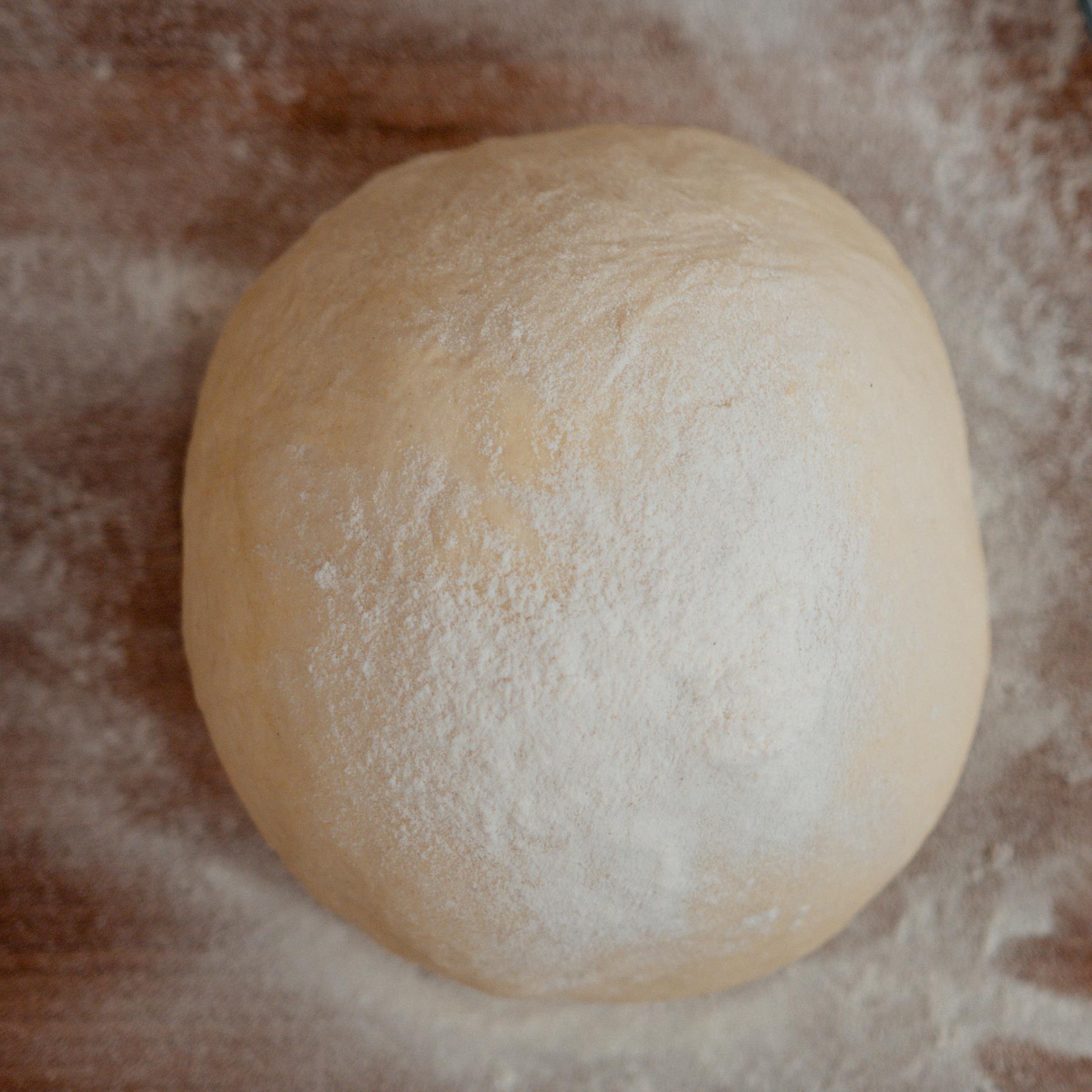 Pâte à pizza de style romaine