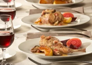 Lapin du Québec mijoté au cidre et aux pommes