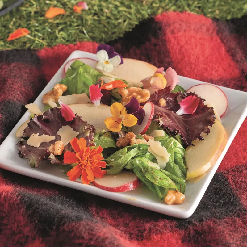 Salade forêt fleurie