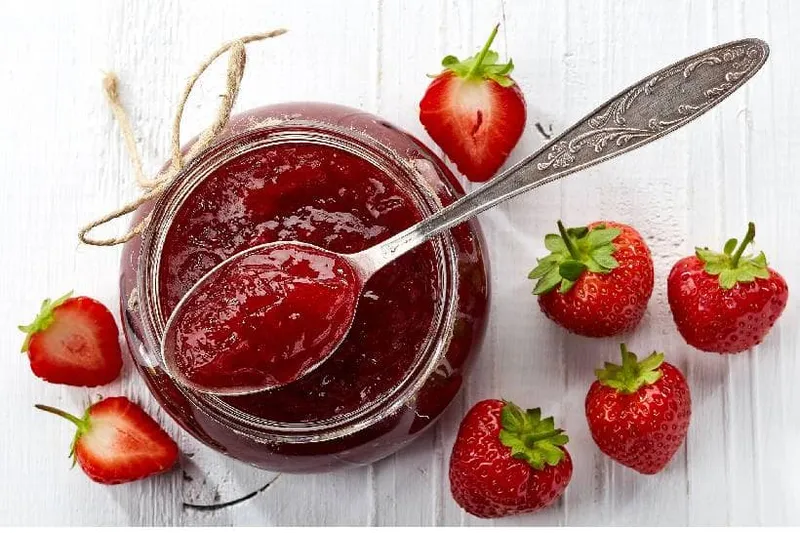 Confiture aux fraises sans cuisson