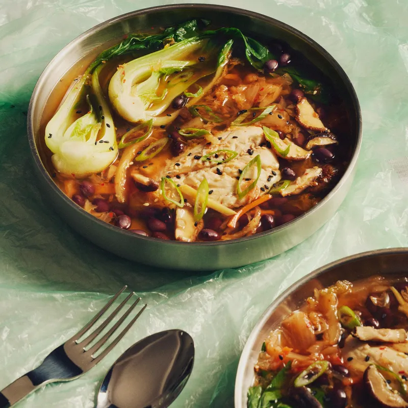 Bouillon de kimchi au maquereau